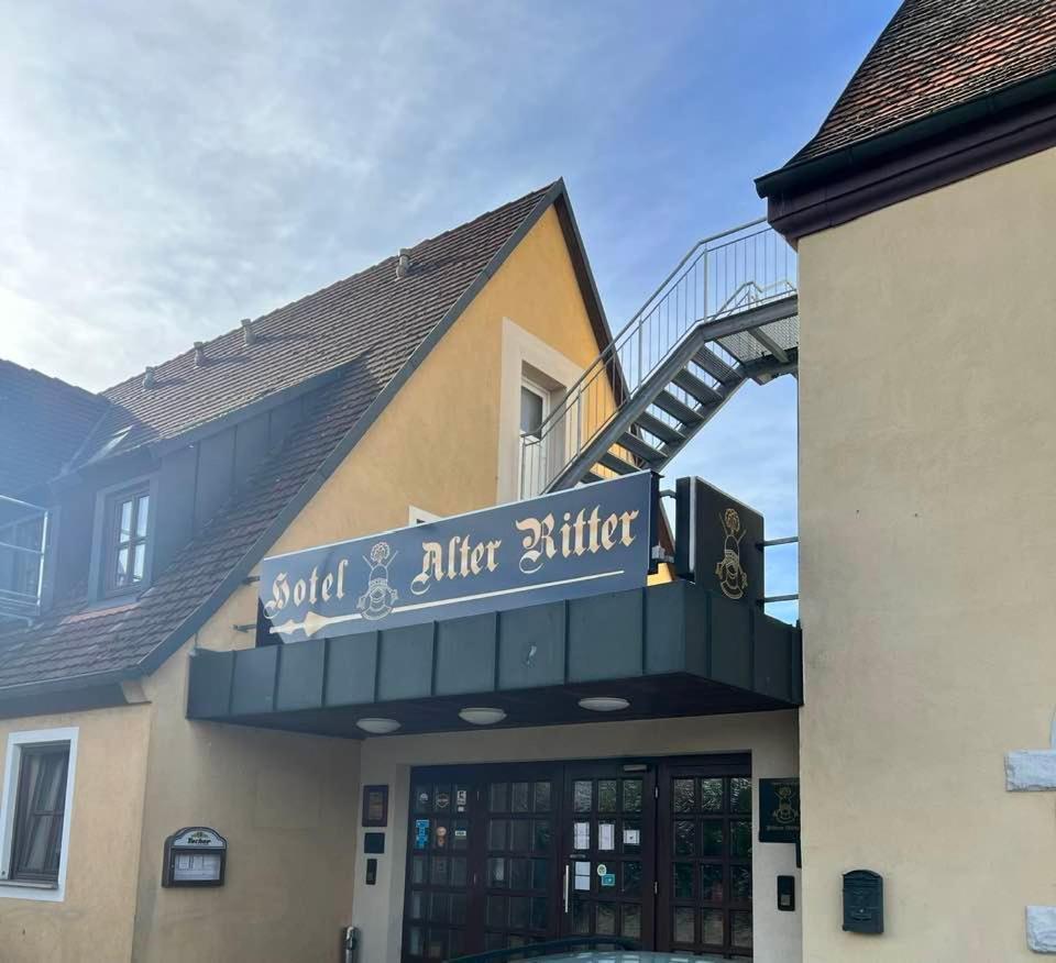 Hotel-Gasthof "Alter Ritter" Rothenburg ob der Tauber Exterior photo